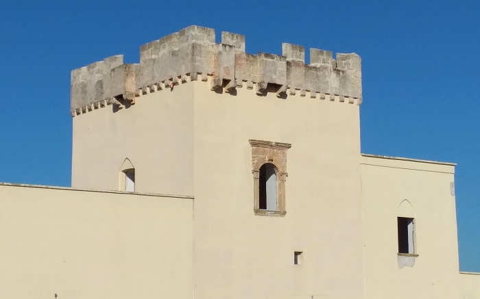 Brindisi. La torre della Masseria Villanova