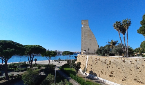 I Monumenti di Brindisi - <em>Testimonianze silenziose di epoche antiche e moderne</em>