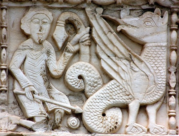 Architrave, scena centrale