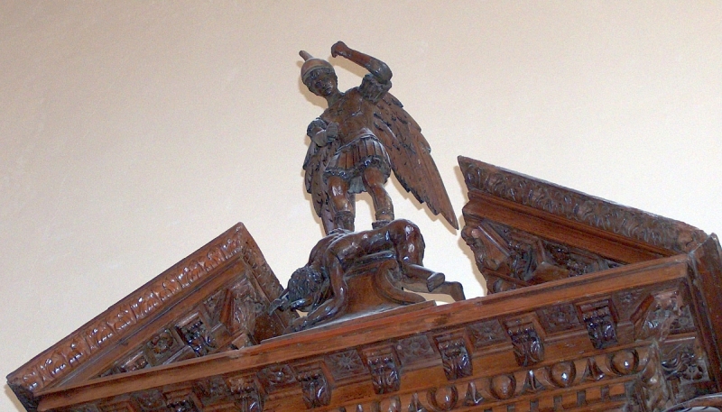 Brindisi. Basilica Cattedrale. Coro dei Canonici, dettaglio di san Michele Arcangelo