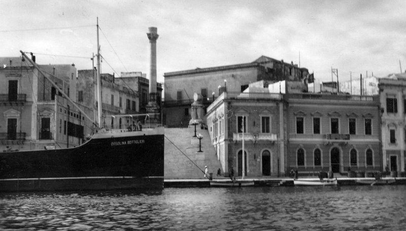 Brindisi, Scalinata Virgilio e la Palazzina Belvedere