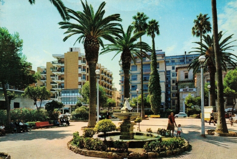 Brindisi. I Giardinetti di Piazza Vittorio Emanuele II