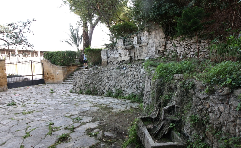 Brindisi. Fontana di Monsignore.