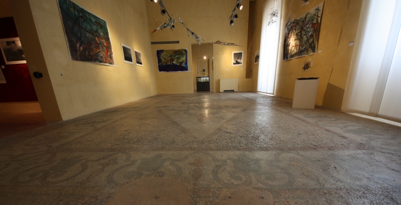 Brindisi. Palazzo Granafei Nervegna. Mosaico della sala al piano nobile