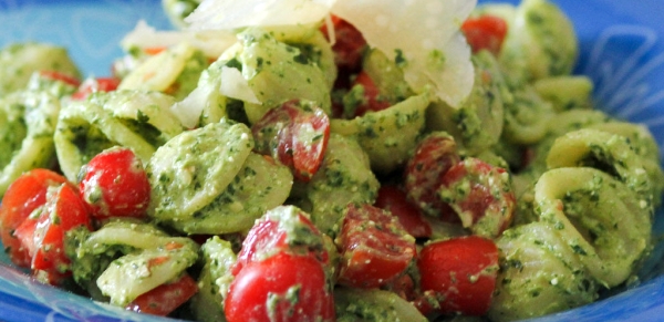 Orecchiette al pesto di rucola - ph. brododicoccole.com