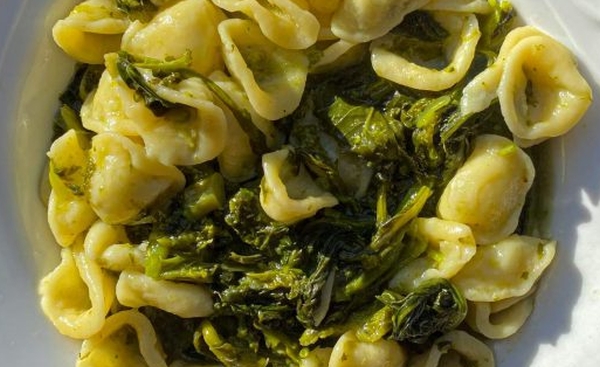 Orecchiette alle cime di rape - ph. moltofood.it