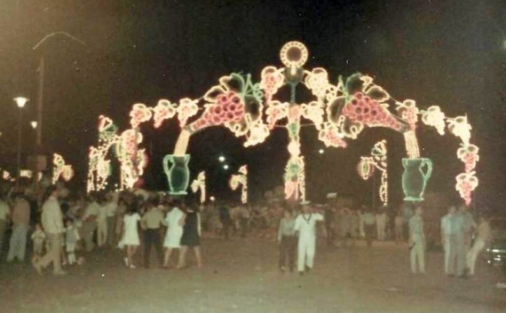 Le luminarie alla festa dell'uva