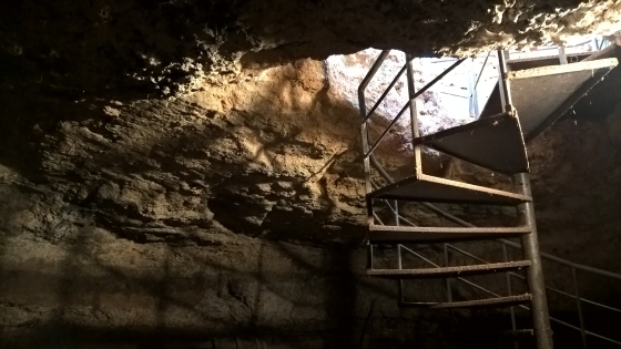 Cellino San Marco (BR): la grotta dei briganti (all'interno di Carrisiland)