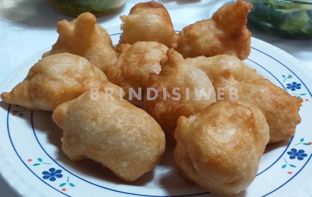 La tradizionali pettole della vigilia dell'Immacolata