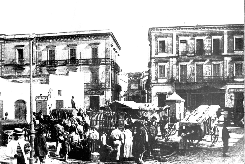 Piazza Fontana (oggi Piazza della Vittoria) nel 1908
