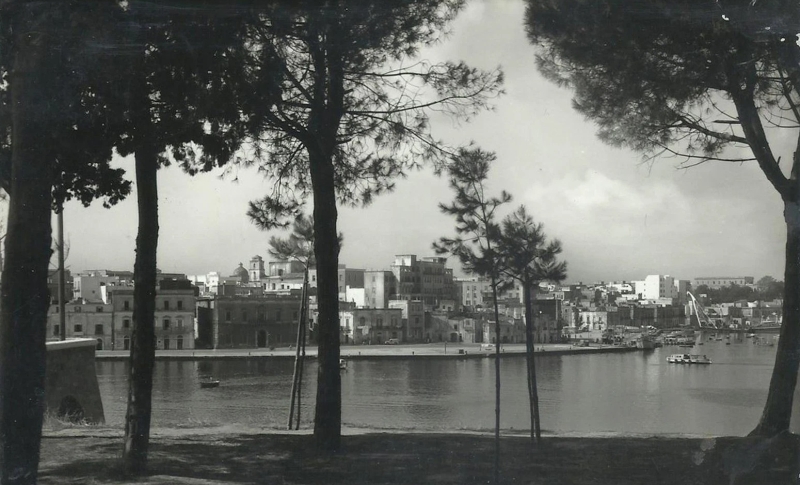 Panoramica della città dal rione Casale