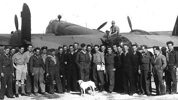 Aviatori polacchi sull'aeroporto di Brindisi