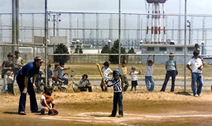 Campo di baseball nella base americana (foto concessa da forum degli ex operatori della base)