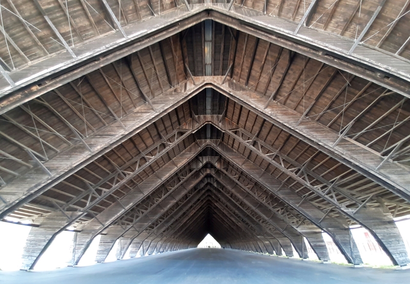 il capannone visto dall'interno (2022)