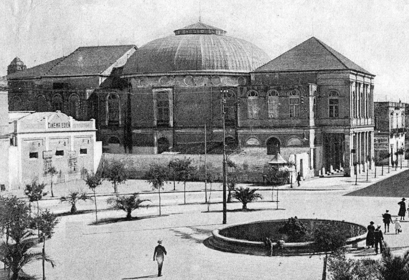 Il Cinema Eden di Piazza Cairoli e il Teatro Verdi