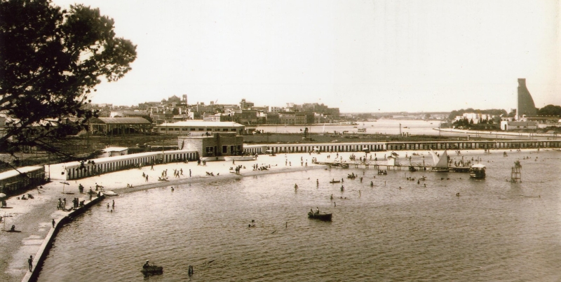 La spiaggia di Sant'Apollinare vista da Villa Monticelli