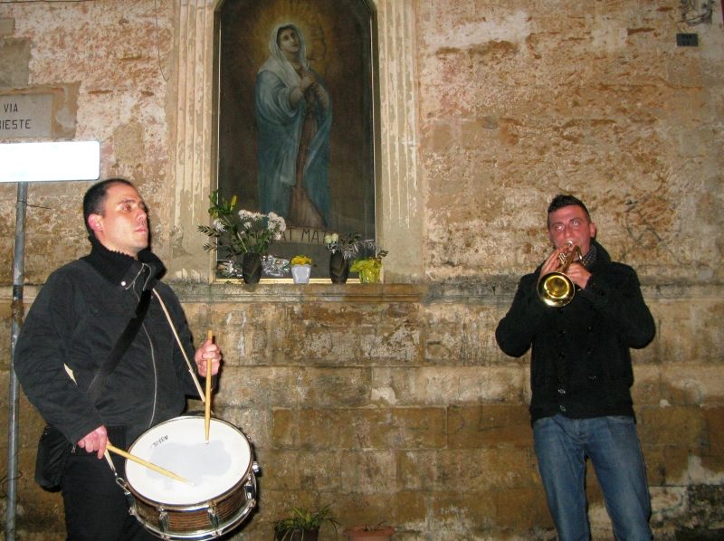 Tromba e tamburo del Giovedì Santo (ph. Antonio Lavino 2013)